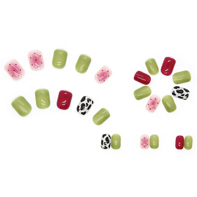 Summer New Short Thin Cow Pattern Nail Tips #N4090