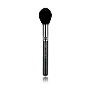 Tapered Face Contour Highlight Brush 138