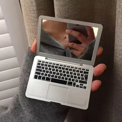 The Mac-up Book (Mini Pocket Mirror)