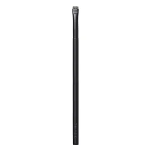 THREE Meticulous Square Brush