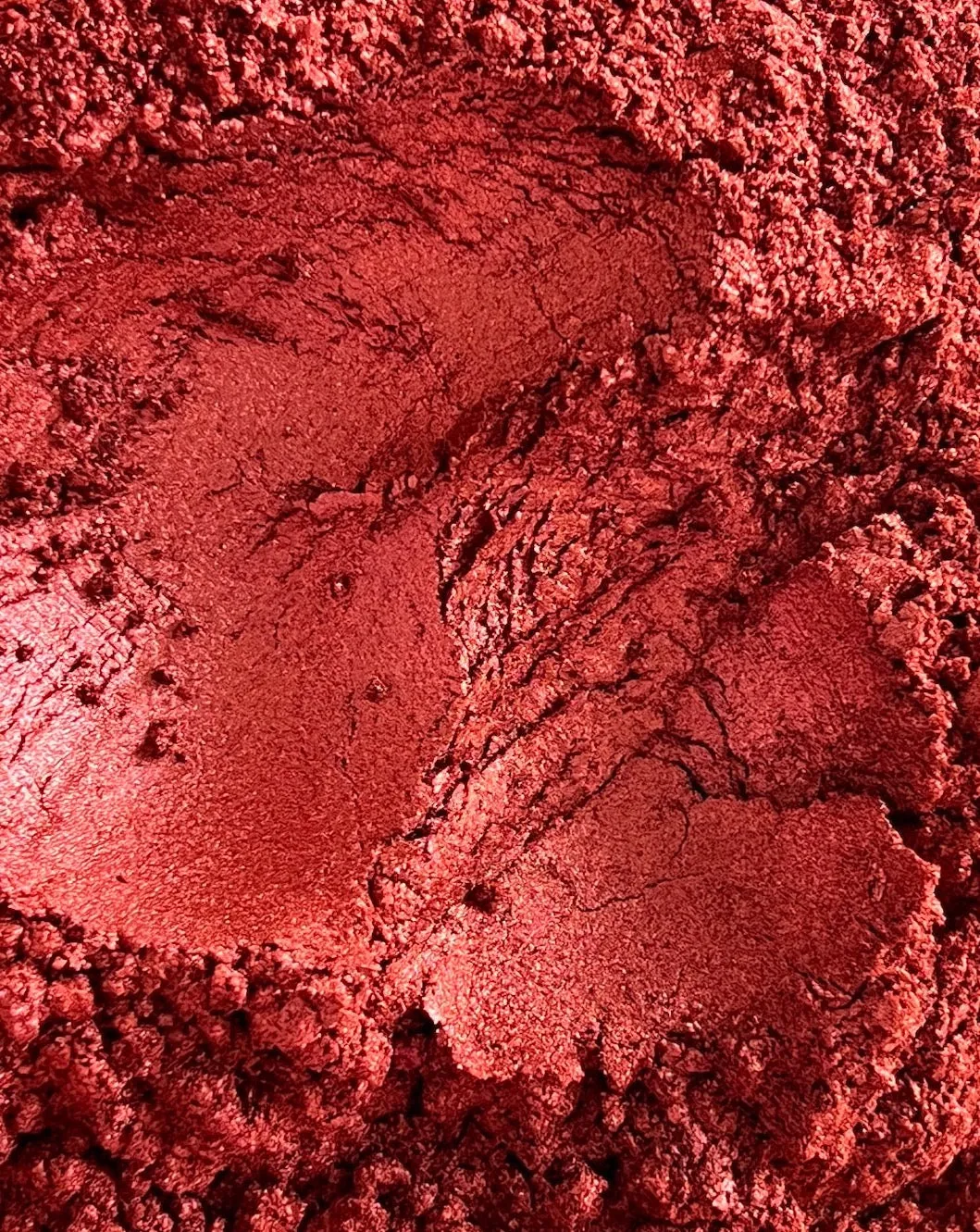 Two-Ingredient Shimmer Eyeshadow