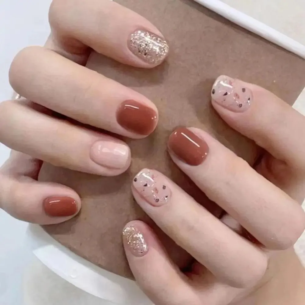 Wjczt 24pcs Short Round False Nails French Ballet Nail Little Bear Leaf Gold Slices Full Cover Detachable Press on Nail Tips