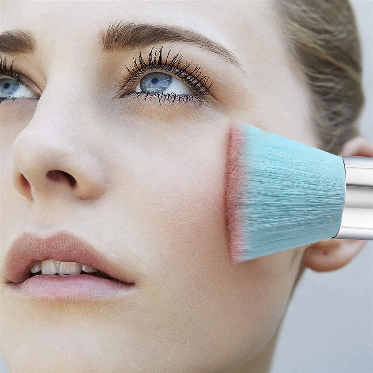 Wooden- Foundation Makeup Brush
