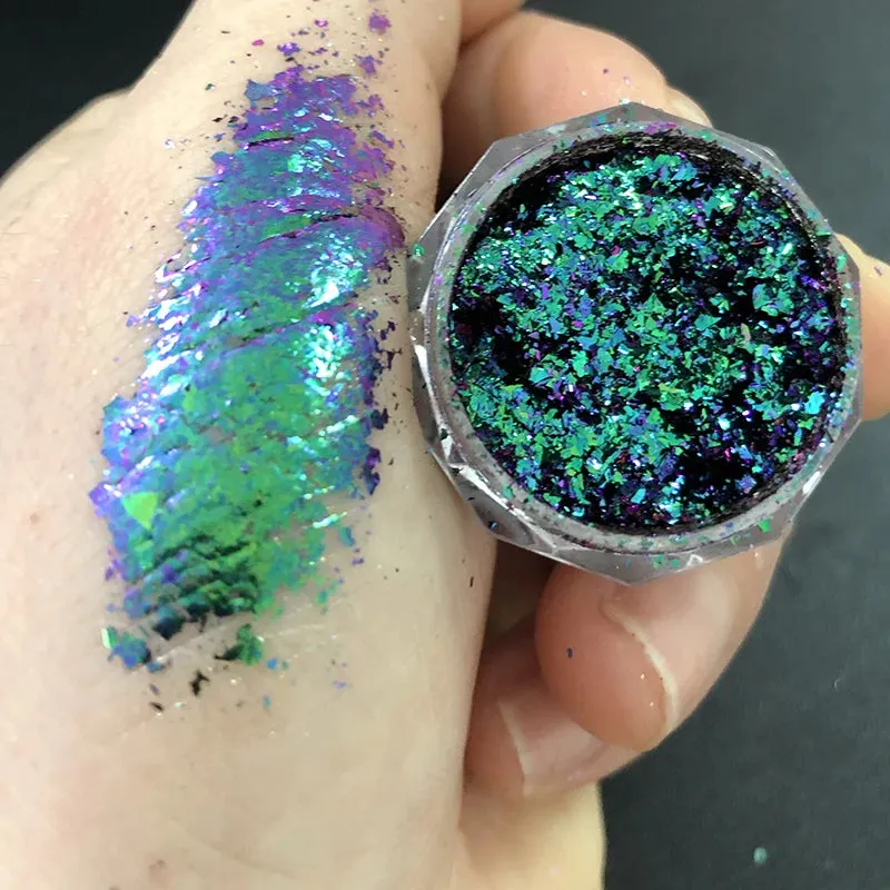 Yeknu 1 jar Chameleon Nail Flakes Irregular Aluminum Foil UV Gel Polish Nail Sequins Palliette Manicures Art Decoration Glitter Powder